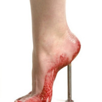 newc_kuest_high_heeled.jpg