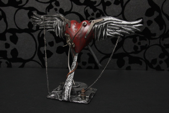 Tethered-mechanical-sculptur-art