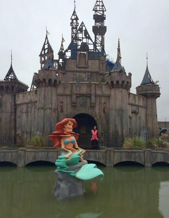 dismaland1