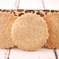 skull-crossbones-rolling-pin-3